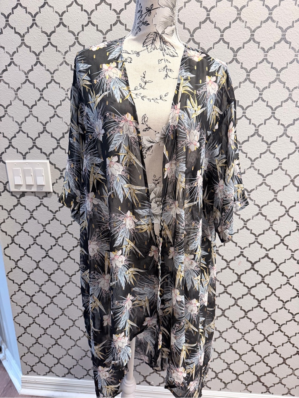 Gypsies & Moondust Black Sheer Floral Kimono with Golden & Pastel Accents size M